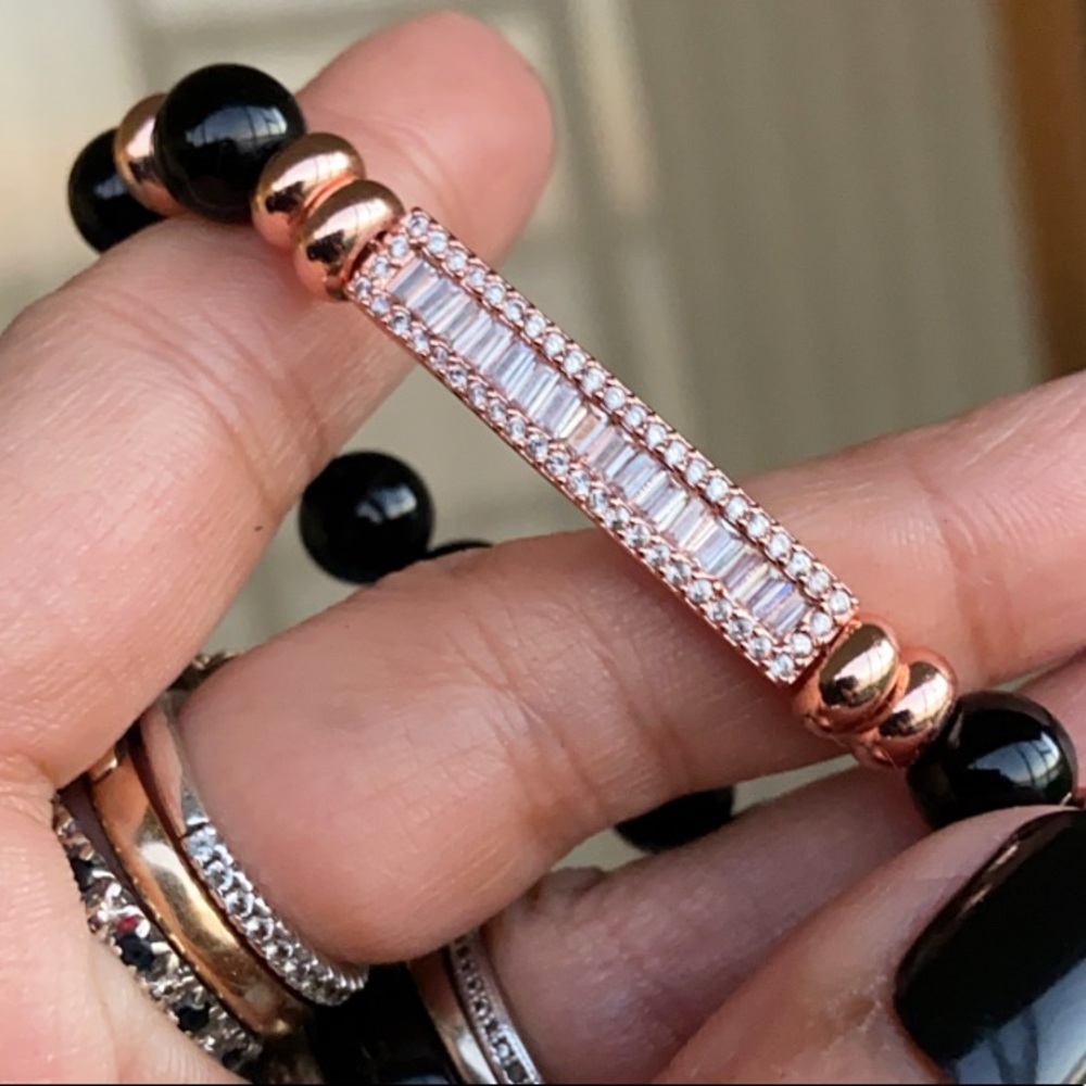 Rose gold baguette cz bar & black onyx beads - Picture 6 of 8